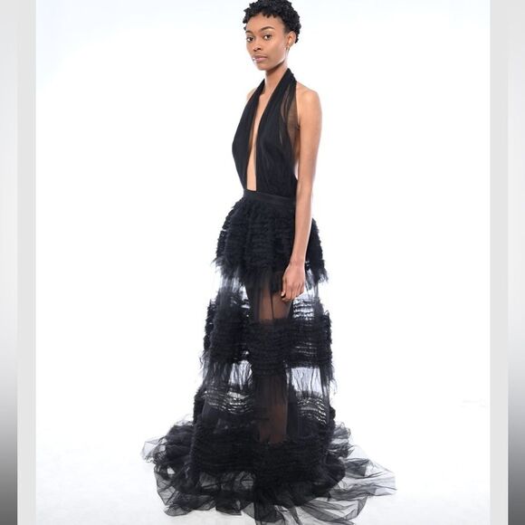 Dresses & Skirts - Black dress 